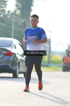 Runner Photo 3479809