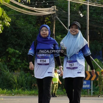 Runner Photo 3479811