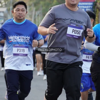 Runner Photo 3479822