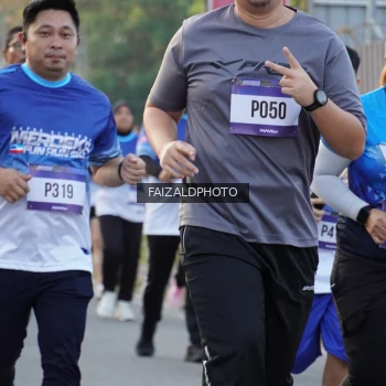 Runner Photo 3479834