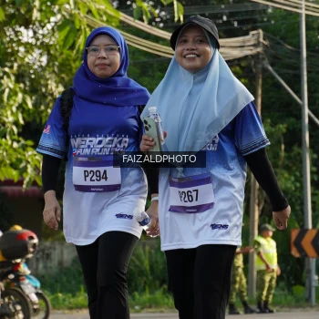 Runner Photo 3479849