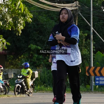 Runner Photo 3479856