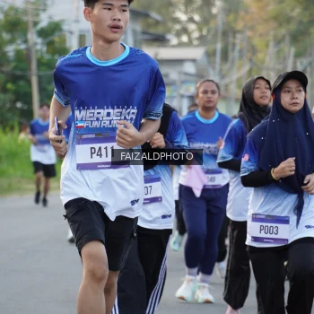 Runner Photo 3479865