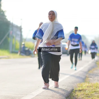 Runner Photo 3479876