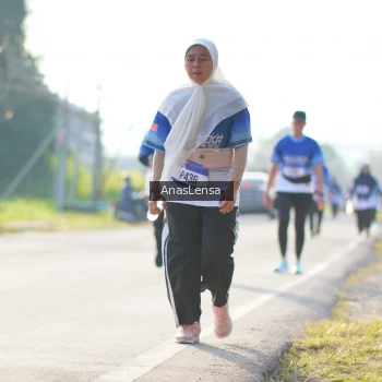 Runner Photo 3479877