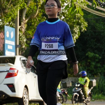 Runner Photo 3479898