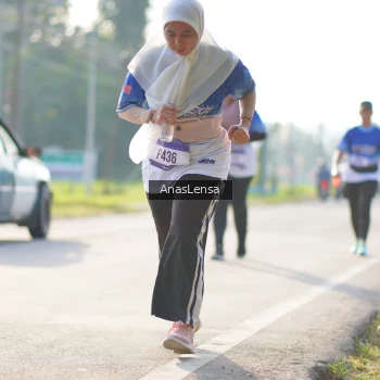 Runner Photo 3479905
