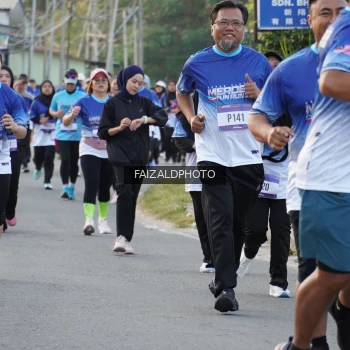 Runner Photo 3479908