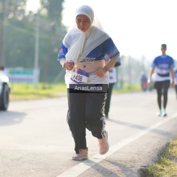 Runner Photo 3479910