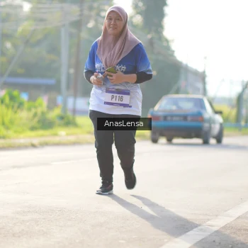 Runner Photo 3479943