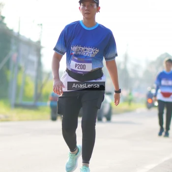 Runner Photo 3479953