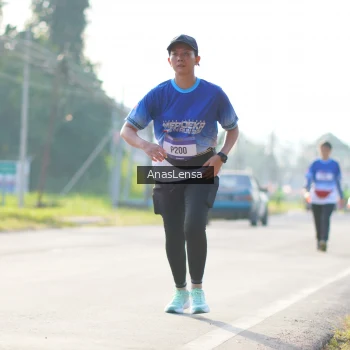 Runner Photo 3479958