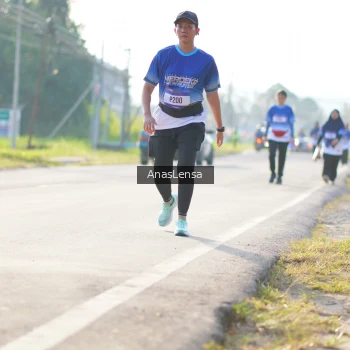 Runner Photo 3479959