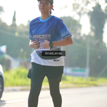 Runner Photo 3479996
