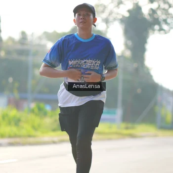 Runner Photo 3479998