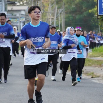 Runner Photo 3480001