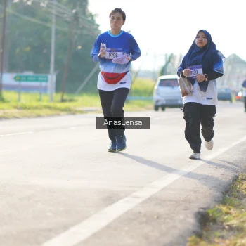 Runner Photo 3480014