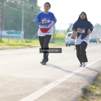 Runner Photo 3480017