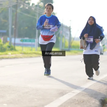 Runner Photo 3480019