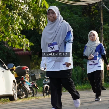 Runner Photo 3480023