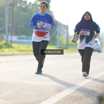 Runner Photo 3480025