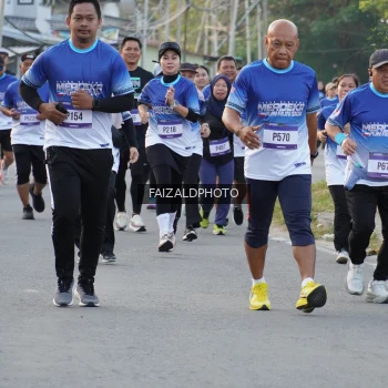 Runner Photo 3480030