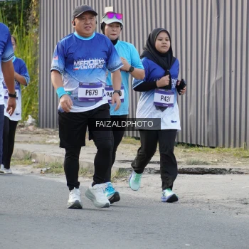Runner Photo 3480044
