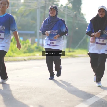 Runner Photo 3480111
