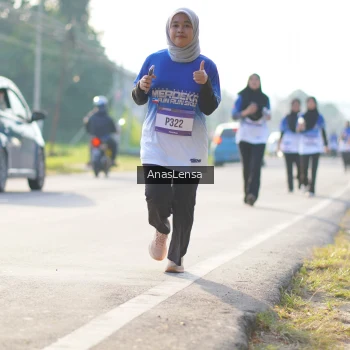 Runner Photo 3480176