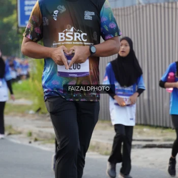 Runner Photo 3480345