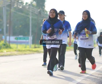 Runner Photo 3480444