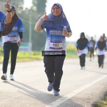 Runner Photo 3480565