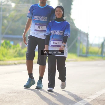 Runner Photo 3480747