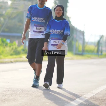 Runner Photo 3480752
