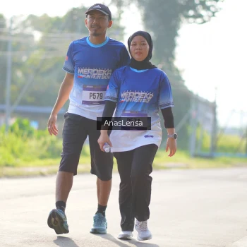 Runner Photo 3480754