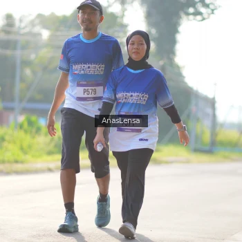 Runner Photo 3480759