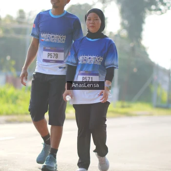 Runner Photo 3480761