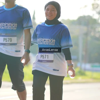 Runner Photo 3480769