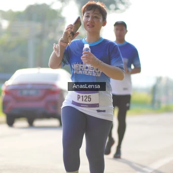 Runner Photo 3480795