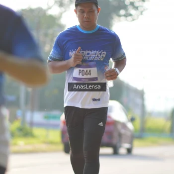 Runner Photo 3480807