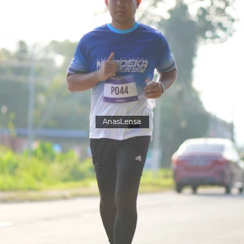 Runner Photo 3480817