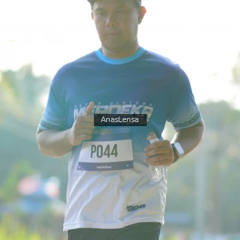 Runner Photo 3480826