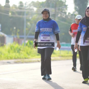 Runner Photo 3480853