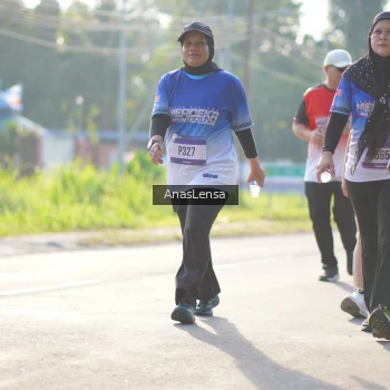 Runner Photo 3480856