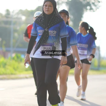 Runner Photo 3480870