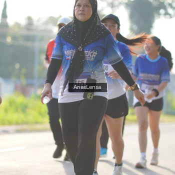 Runner Photo 3480872