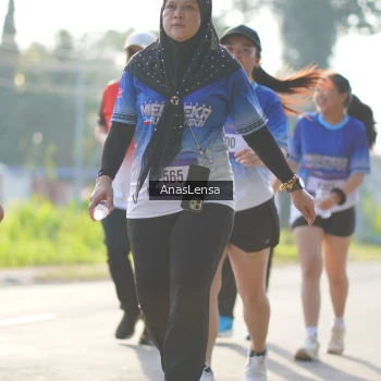 Runner Photo 3480874