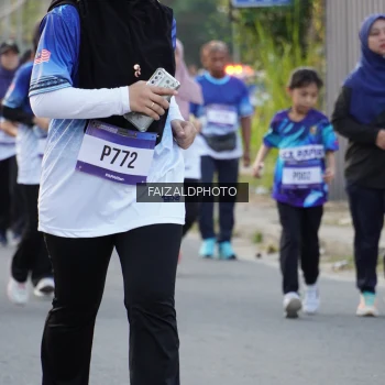 Runner Photo 3480876