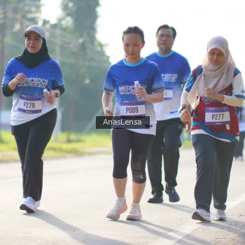Runner Photo 3480936