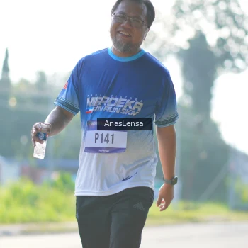Runner Photo 3481010